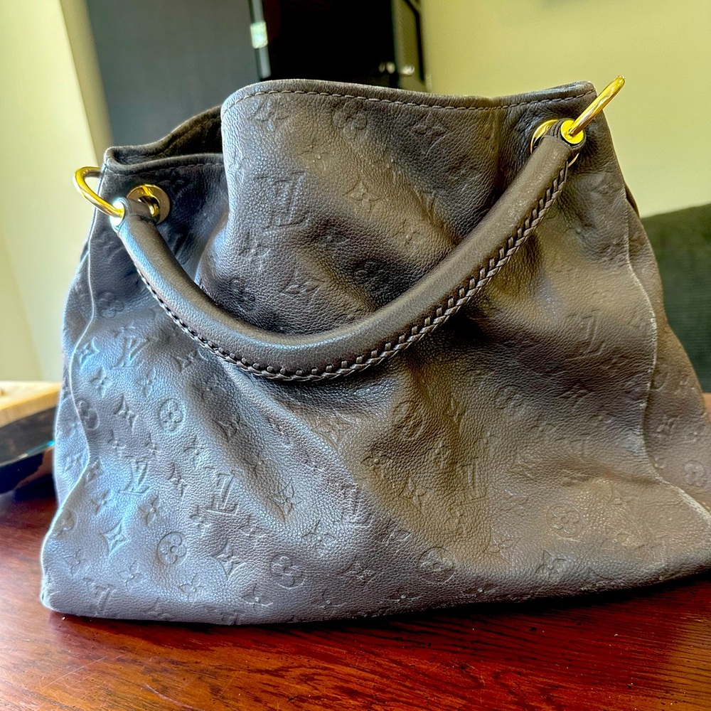 Louis Vuitton - Monogram Empreinte Artsy MM